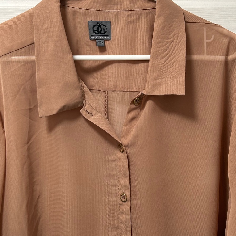 NWT Queen Collection Women’s Sheer Blouse size 2X